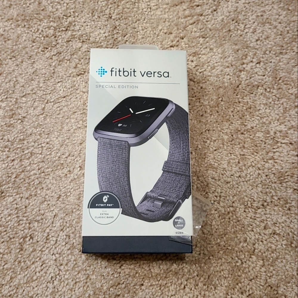 EUC Fitbit Versa 1